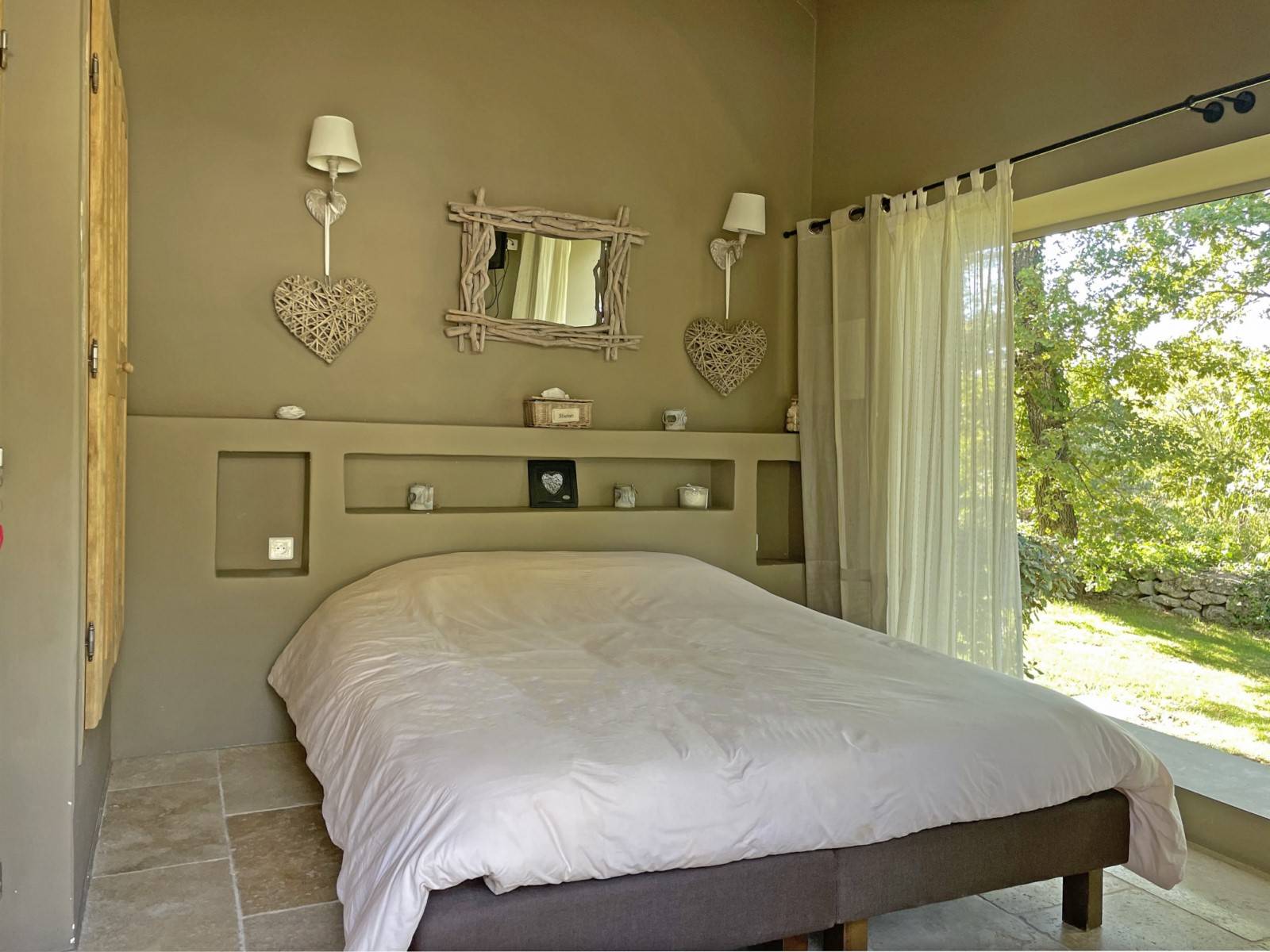 Location Propriété avec dépendance, piscine et vue imprenable sur le Mont Ventoux Bonnieux   