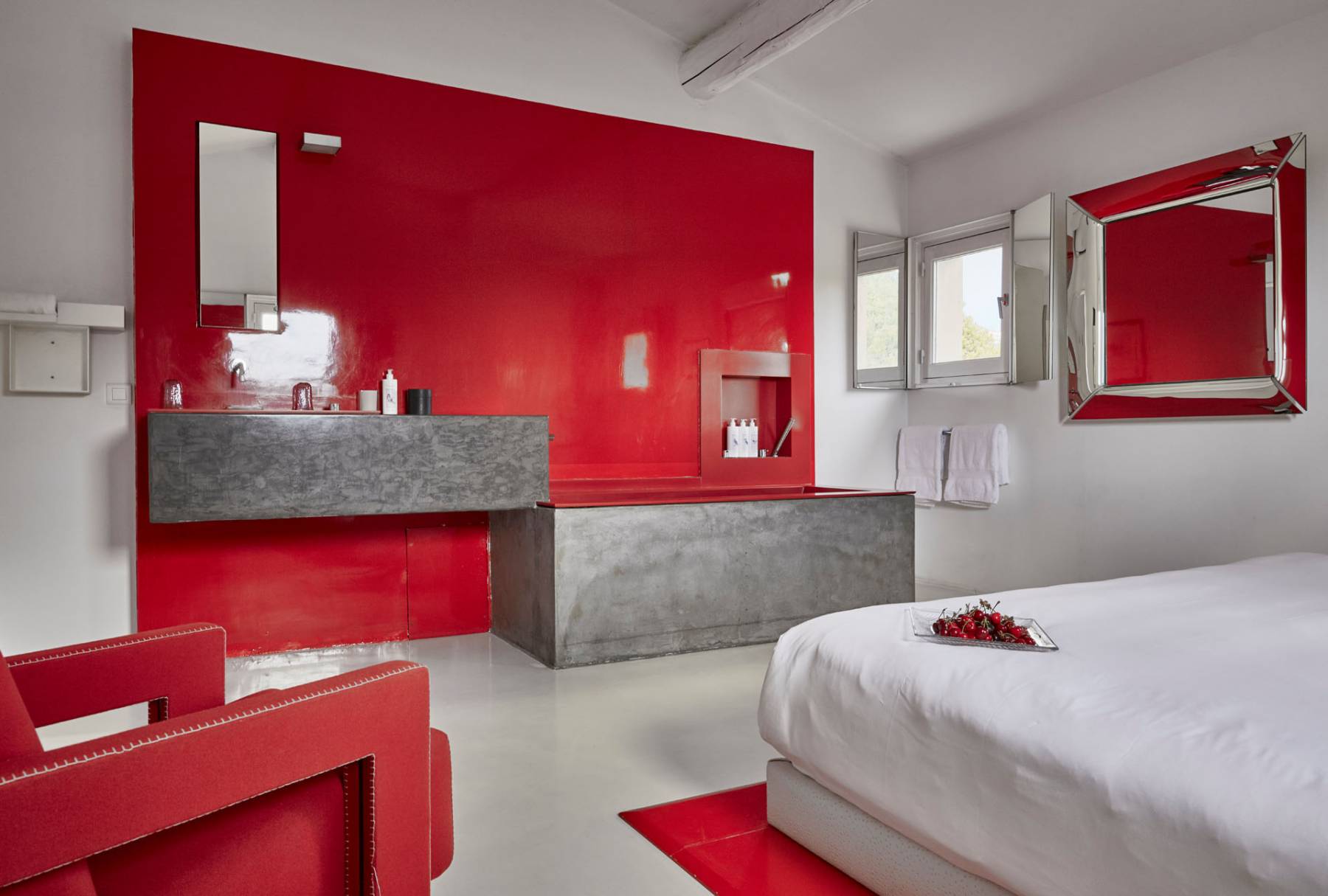 Location maison de vacances dans un prestigieux Domaine au cœur du Luberon    