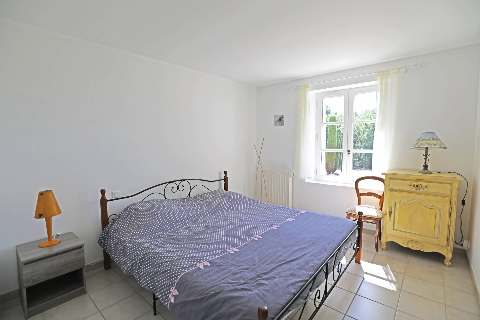 Location Gordes : Maison en pierres avec belle vue sur le Luberon   