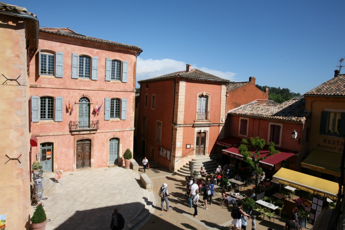 Mairie de Roussillon, 84220
