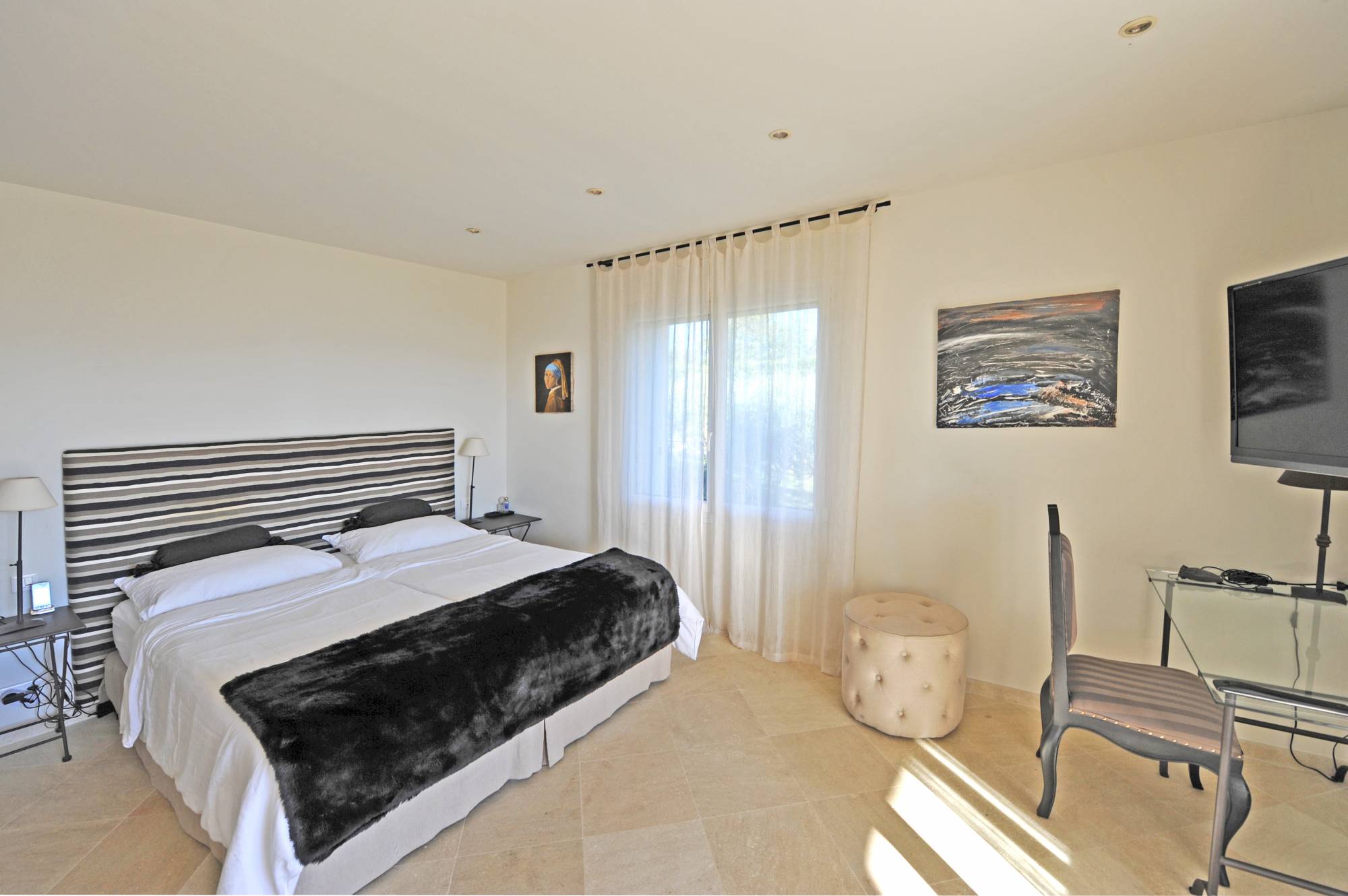 Location à Gordes, maison rénovée avec soin offrant des prestations de qualité   