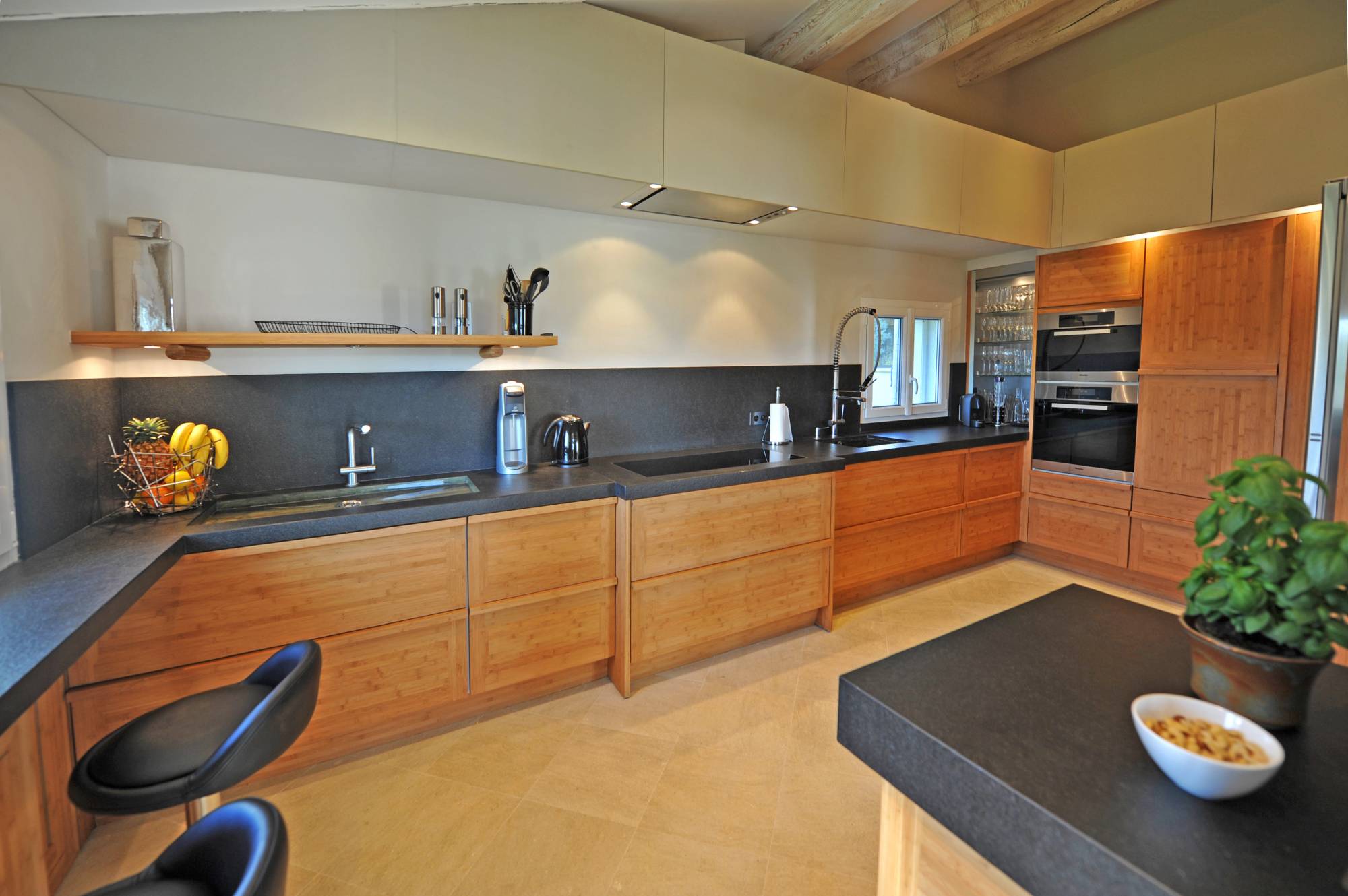 Location à Gordes, maison rénovée avec soin offrant des prestations de qualité   