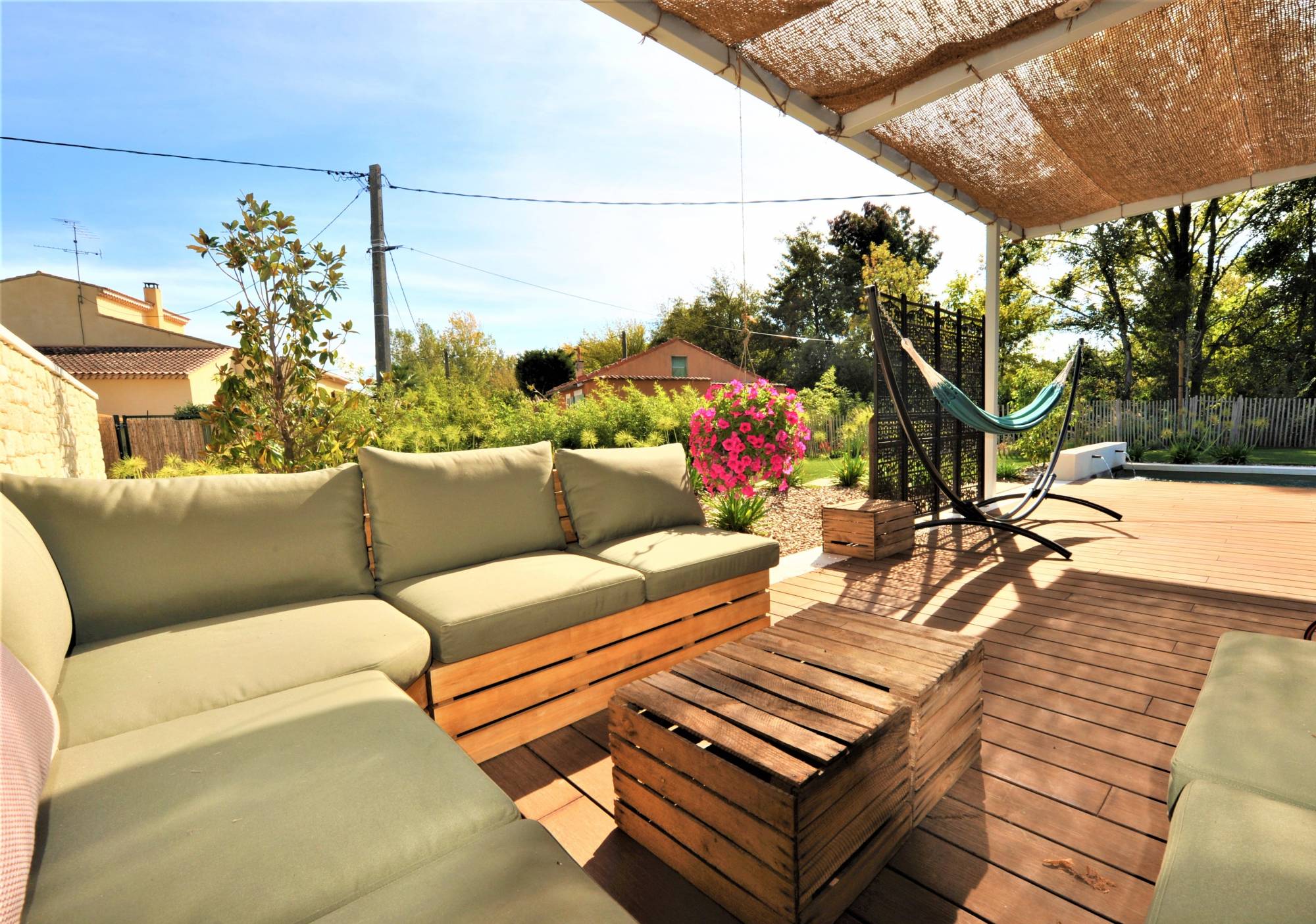 Location superbe maison contemporaine de plain-pied pour vos vacances dans le Luberon L'Isle sur La Sorgue  