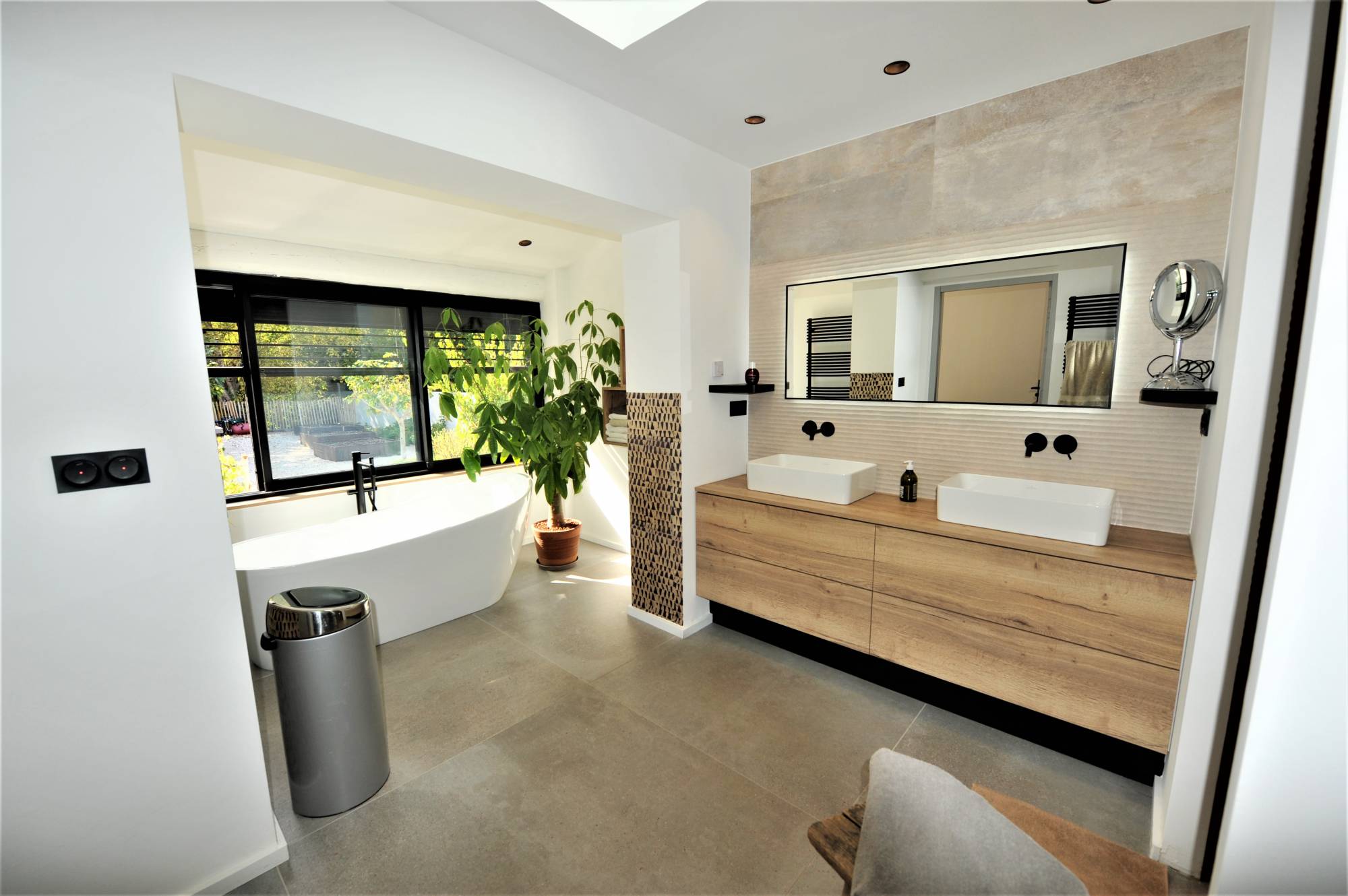 Location superbe maison contemporaine de plain-pied pour vos vacances dans le Luberon L'Isle sur La Sorgue  