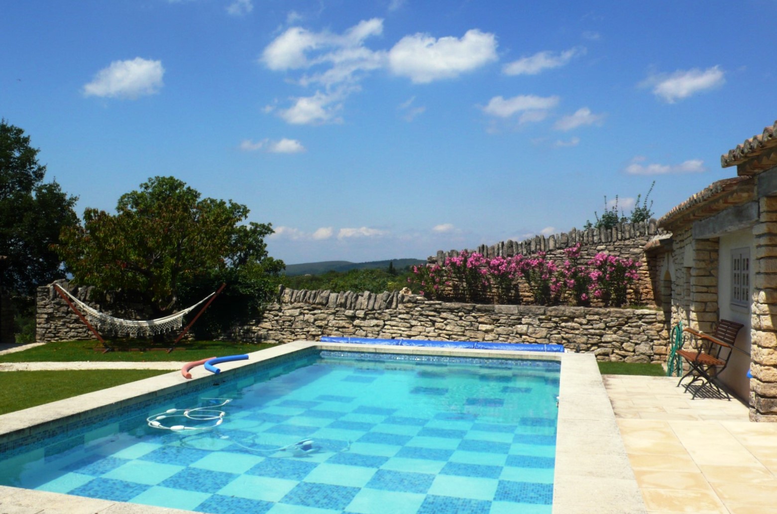 Vue superbe sur le Luberon et les Alpilles