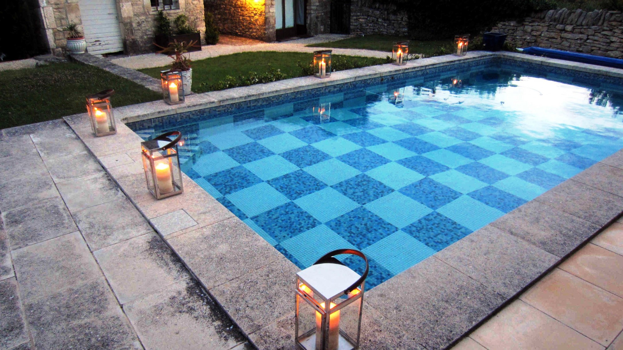 Piscine de rêve dans le village de Gordes