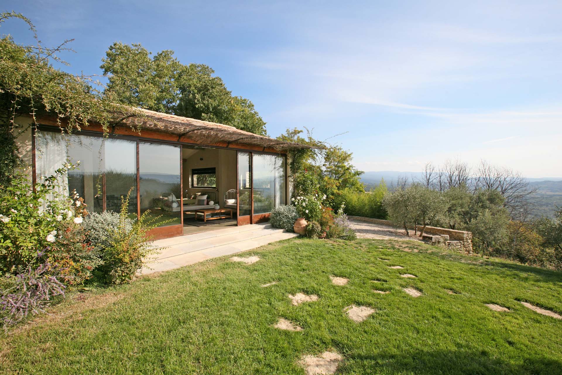 Luberon, à louer belle maison en pierres