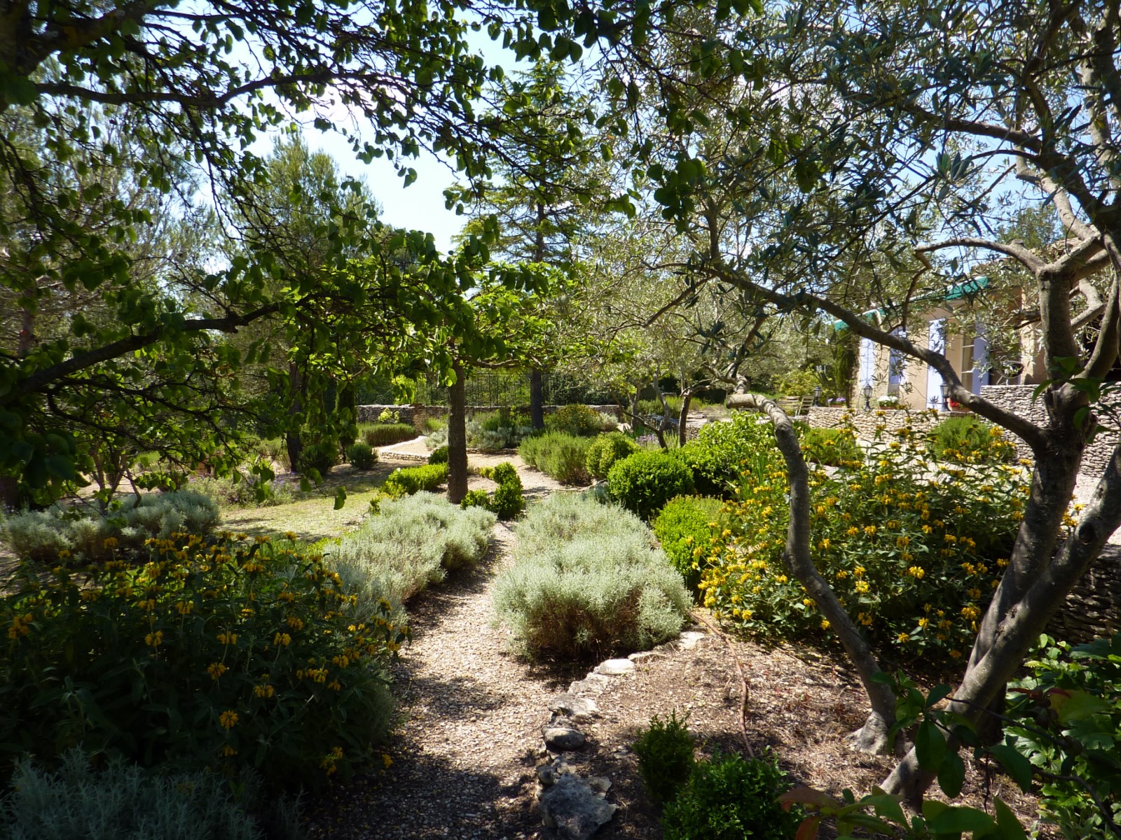 Location saisonnière en Luberon,   