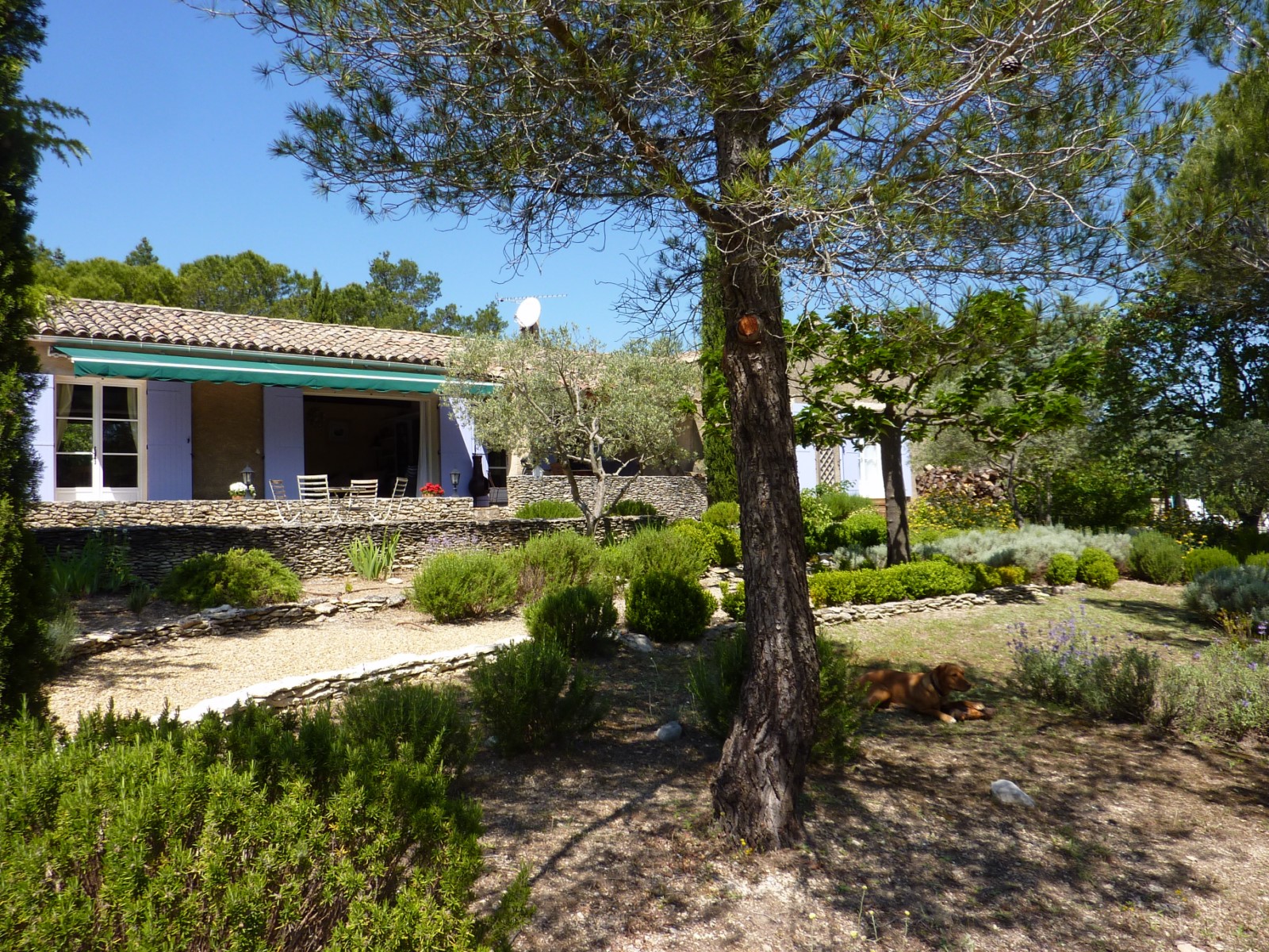 Location saisonnière en Luberon,   