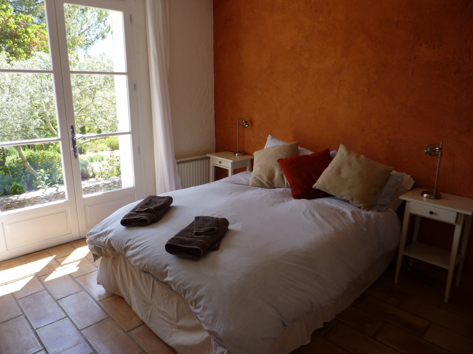 Location saisonnière en Luberon,   