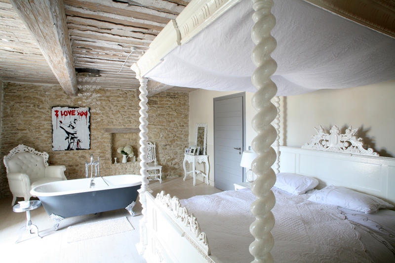 Luberon,    à louer superbe bastide rénovée