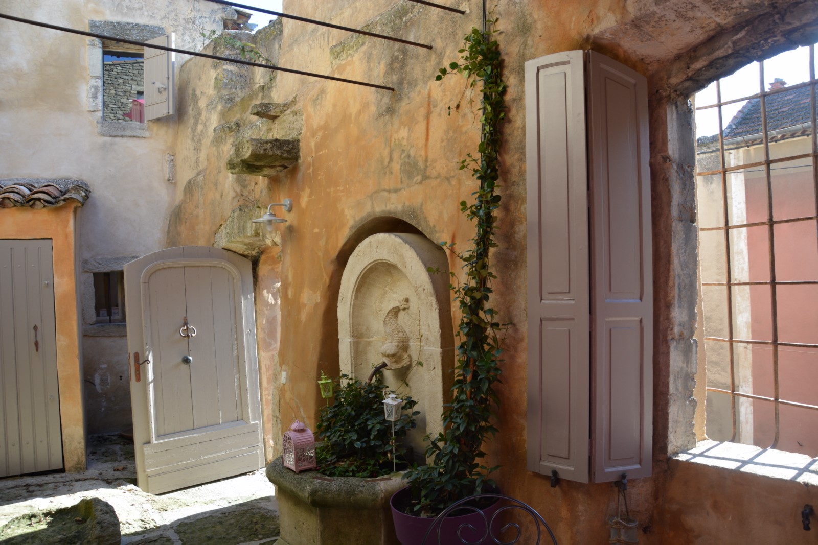 d'une maison de village dans le cœur de Bonnieux   