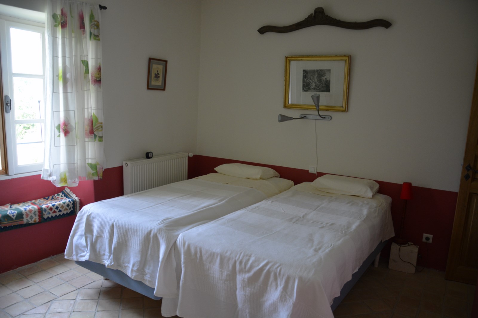 proche Goult, authentique mas provencal avec piscine   