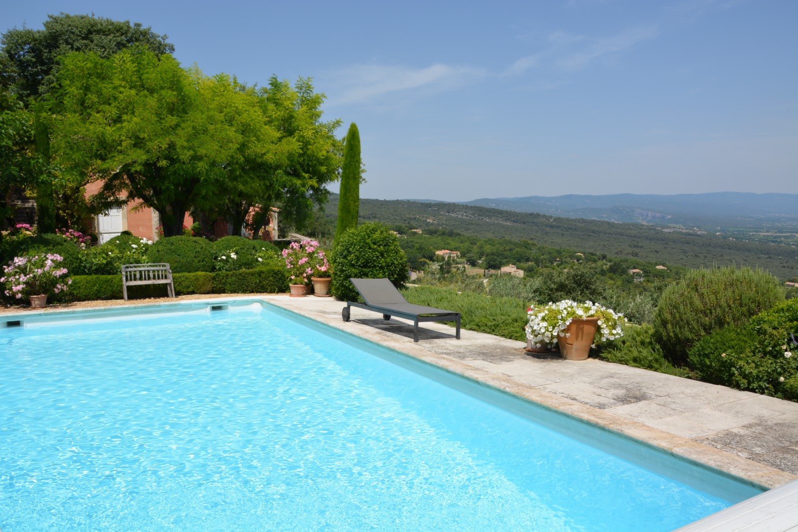 Gordes, propriété d'exception à louer