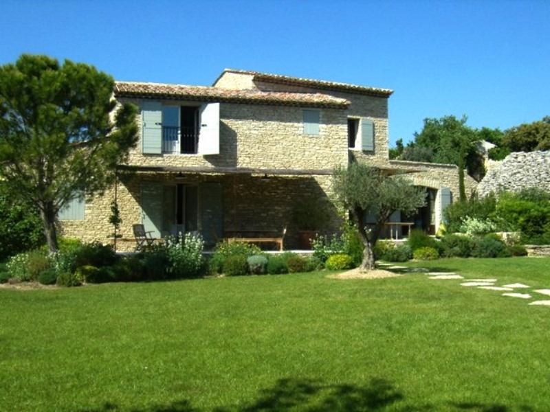Maison d'amis à l'écart du Mas