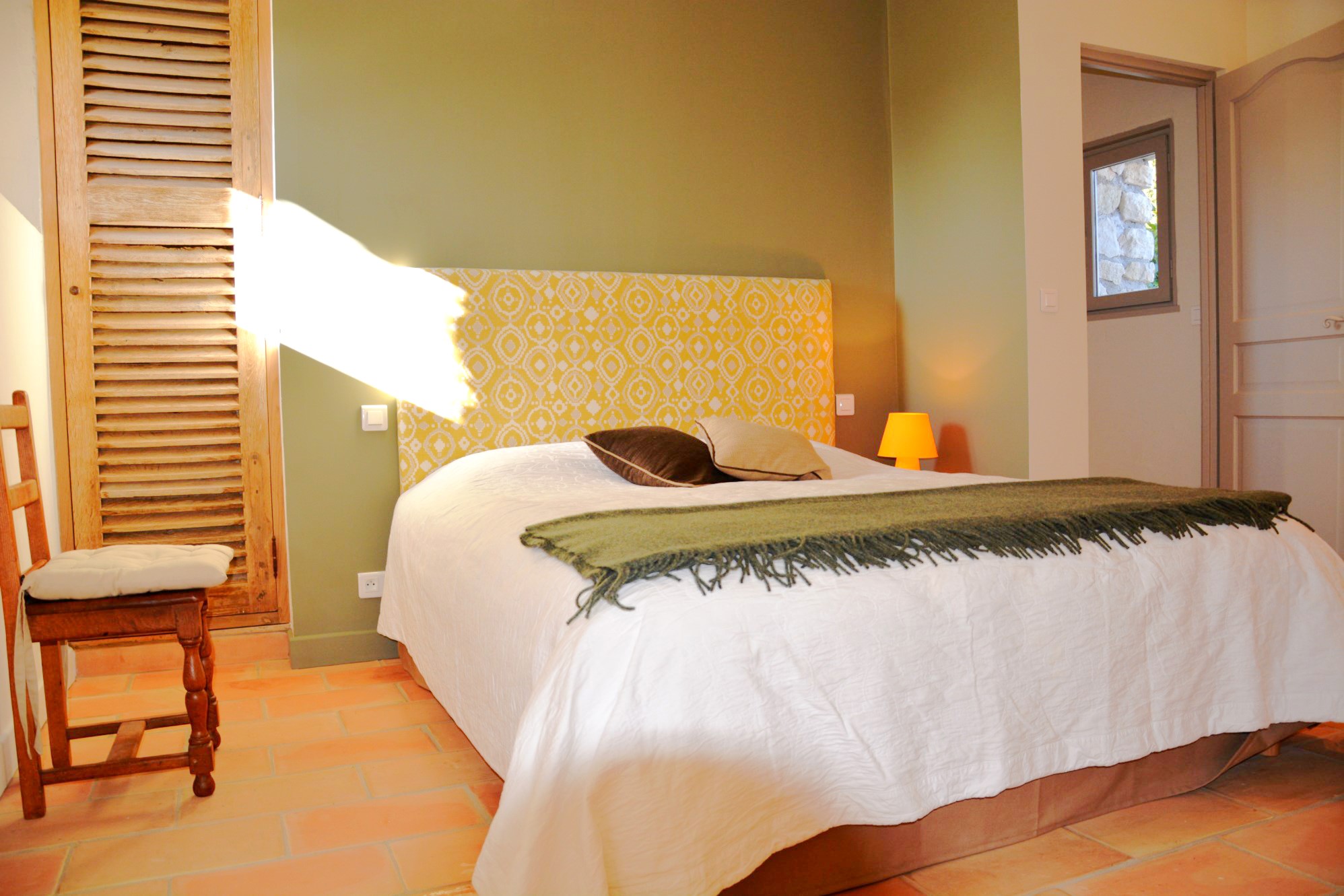Location saisonnière en Luberon, confortable propriété,   