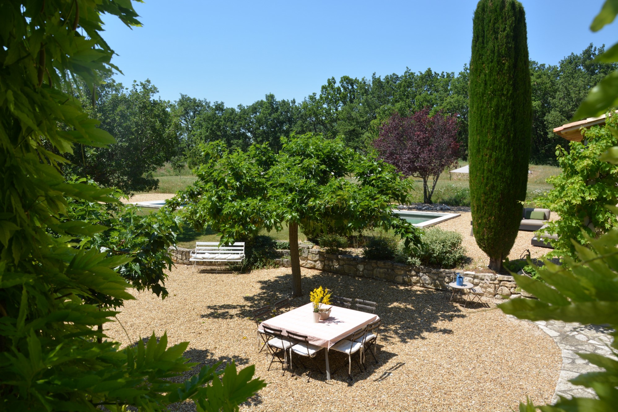 Location saisonnière en Luberon, confortable propriété,   