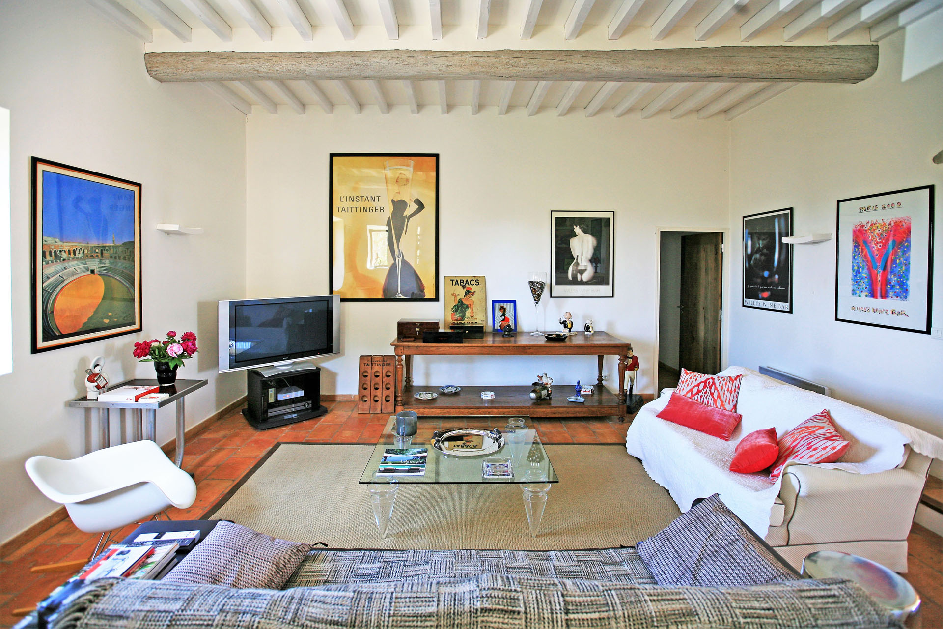 à Gordes, propriété de prestige avec dépendance, piscine et vue   