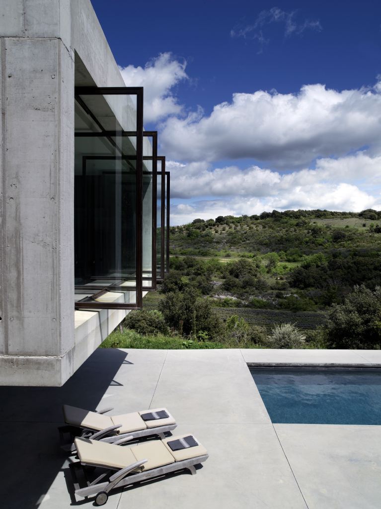 Maison moderne en location en Luberon