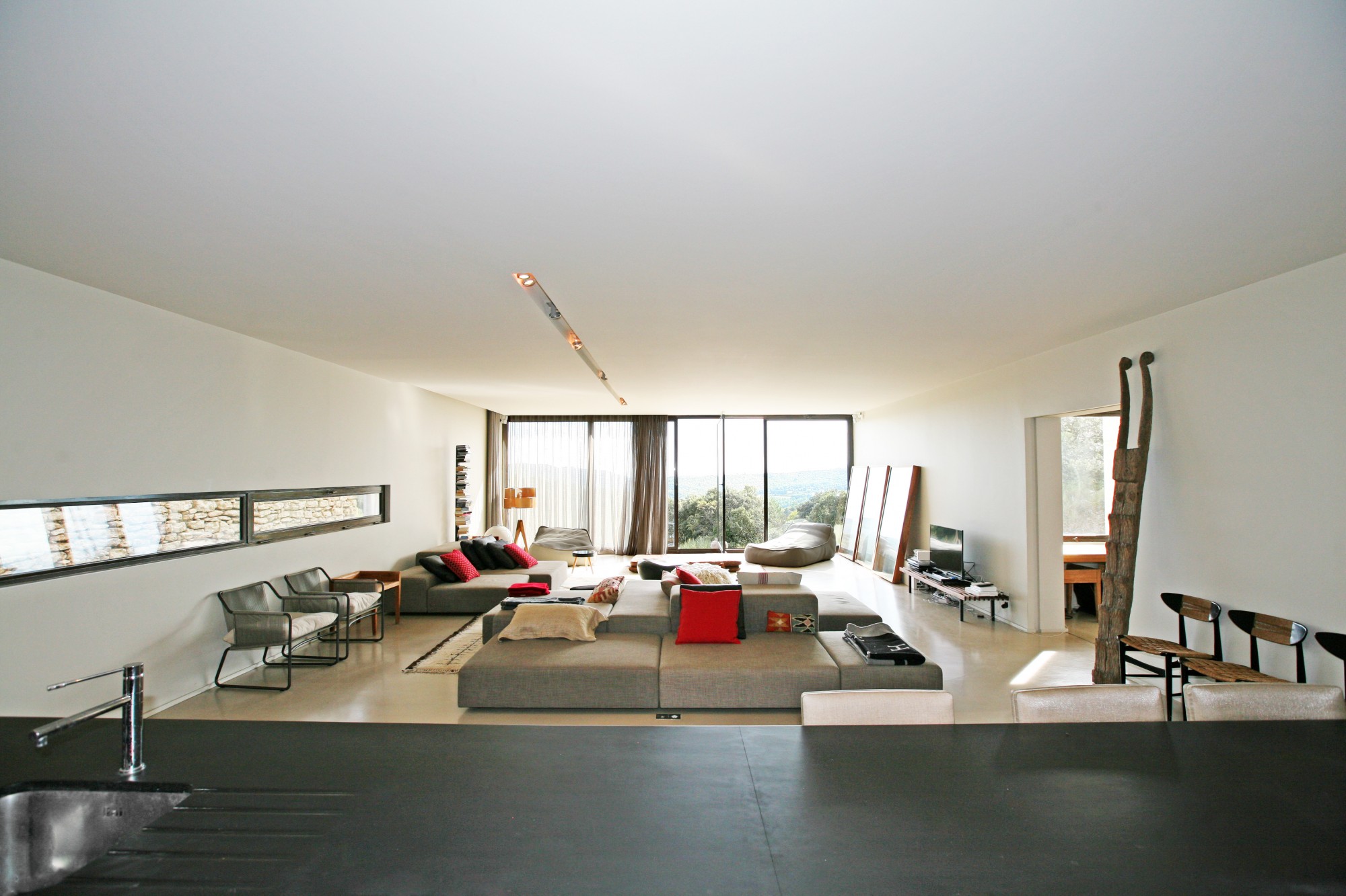 A louer maison d'architecte dans un site sauvage et authentique   