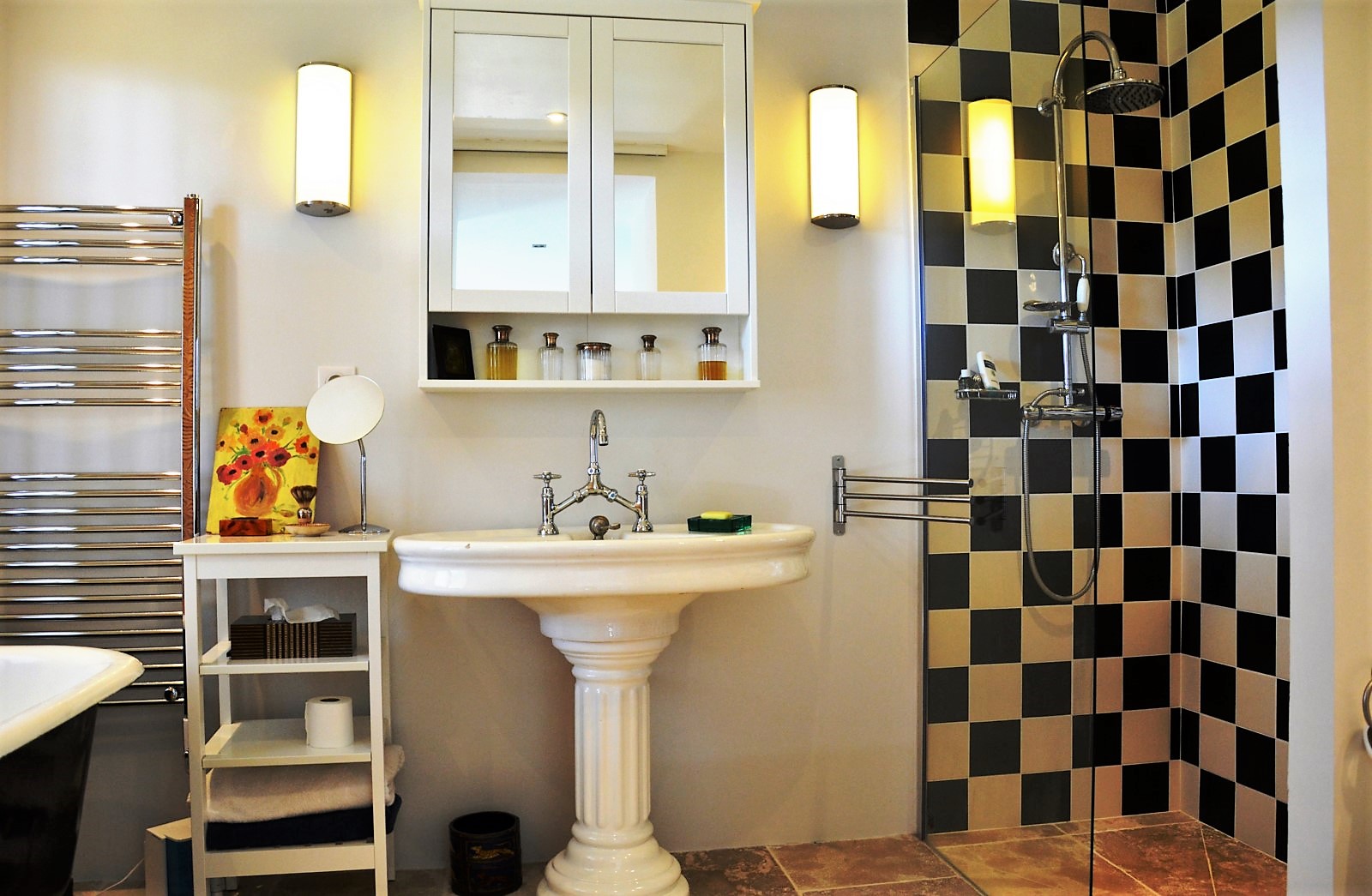 Bonnieux, confortable maison à louer    