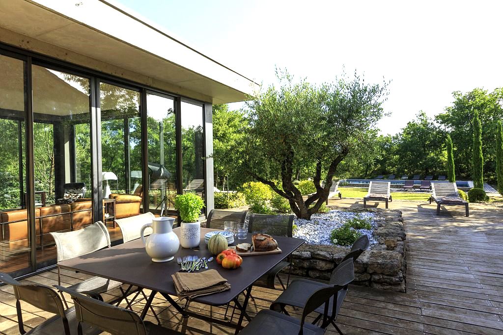 Superbe mas provençal au calme, en Luberon   