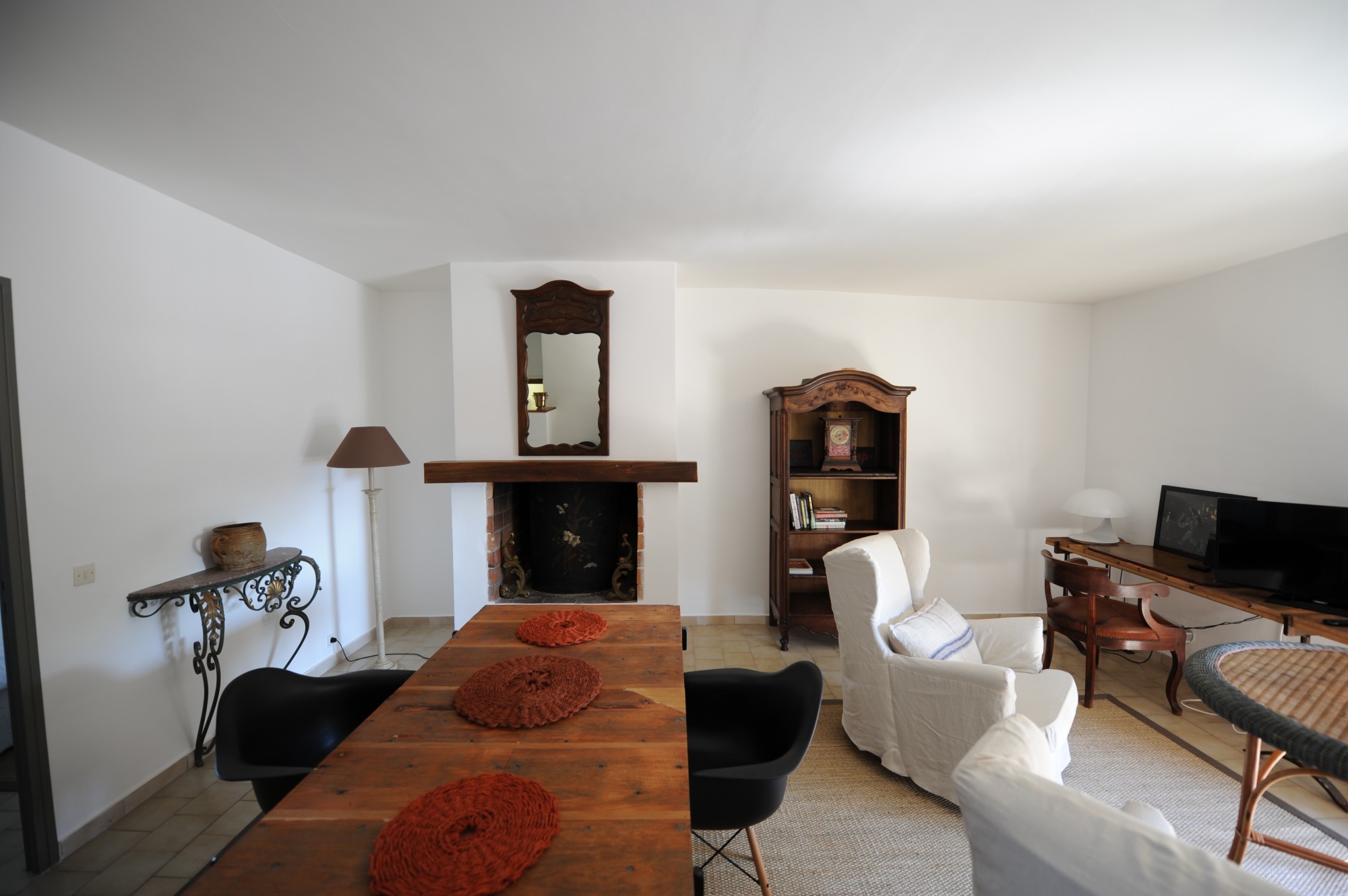 A louer à Gordes,    Appartement dans la village