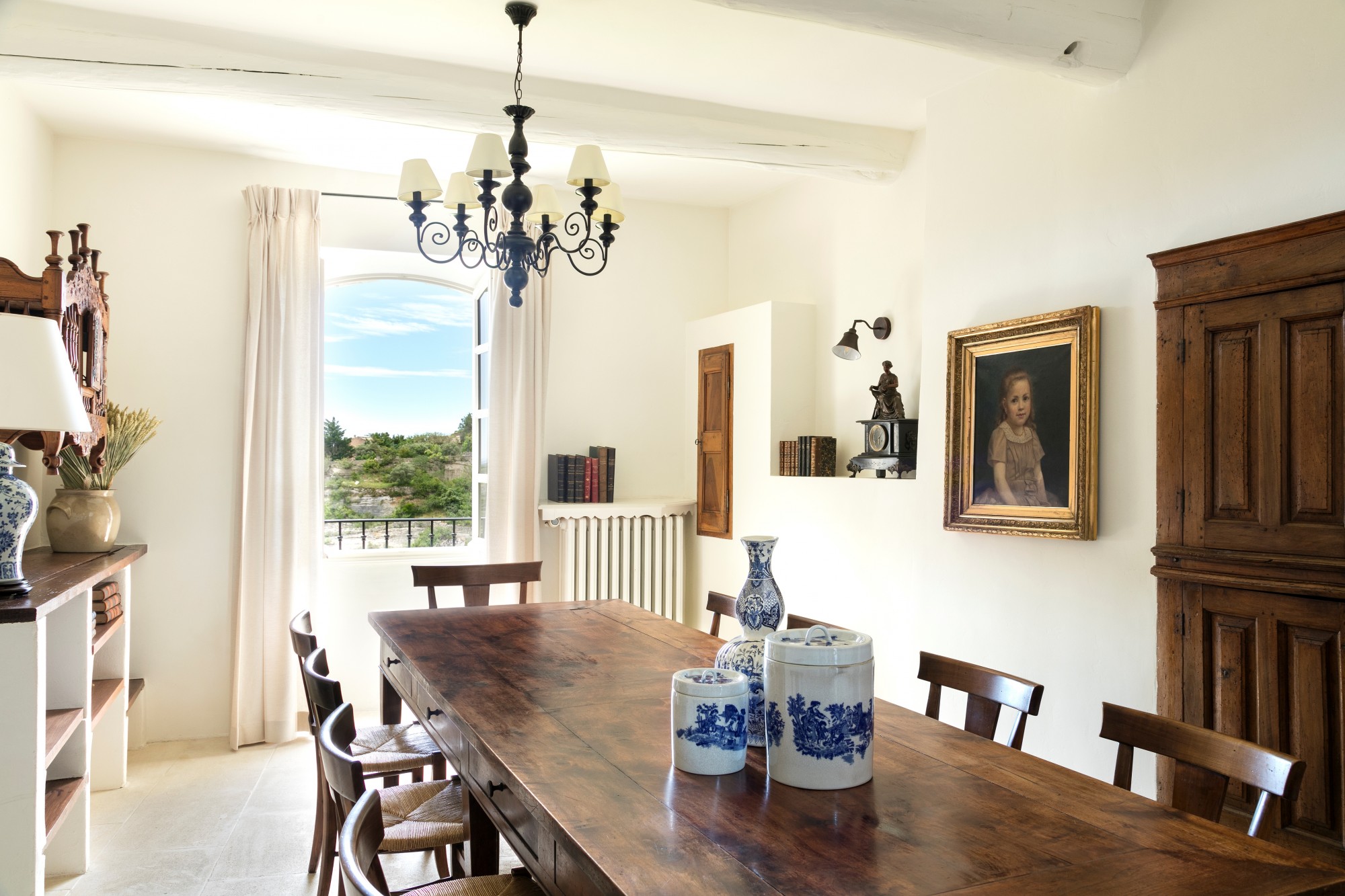 Location de prestige dans le centre du village de Gordes   