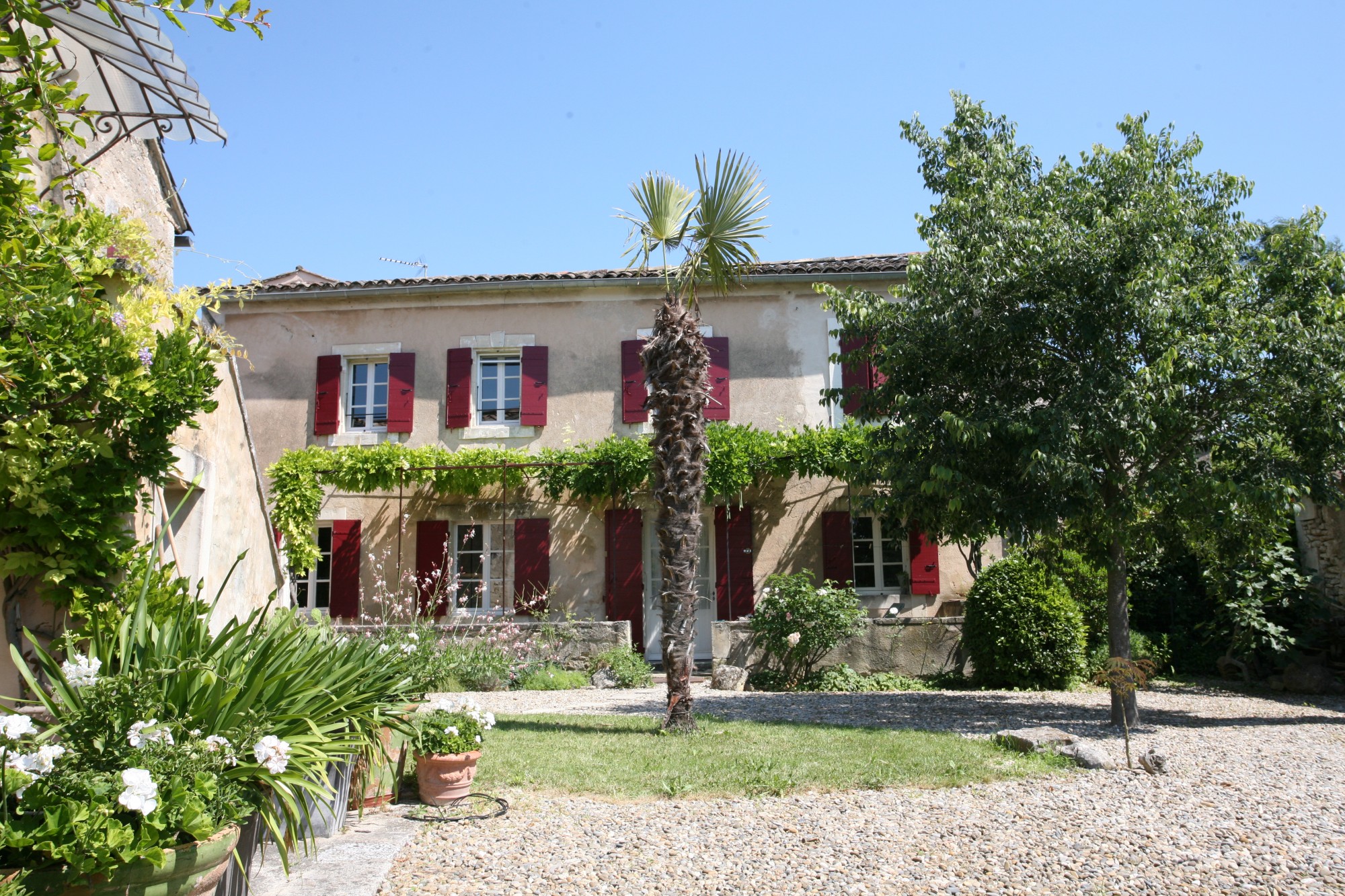 proche Goult, authentique mas provencal avec piscine   