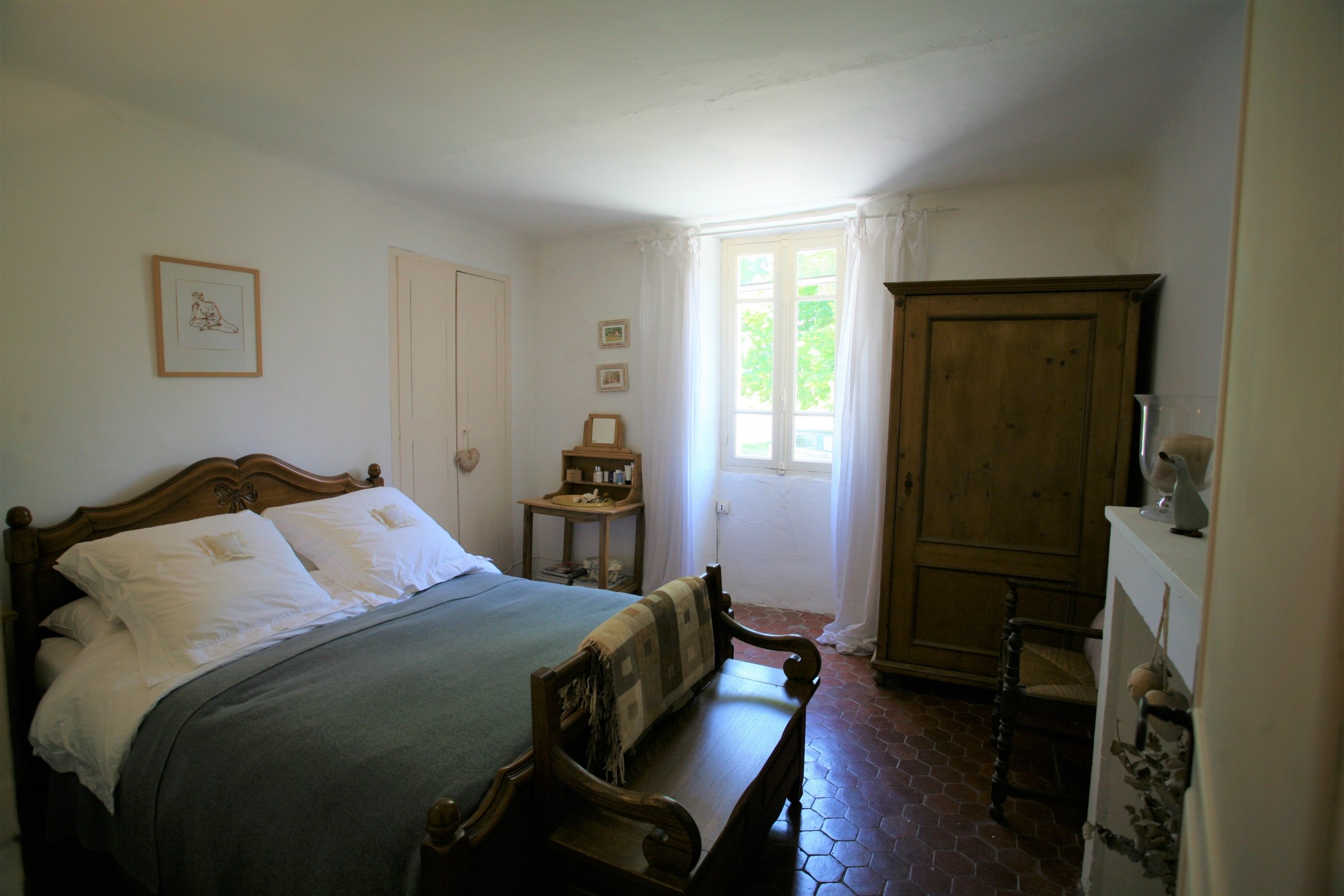 Villars en Provence, maison de hameau en location saisonnière    
