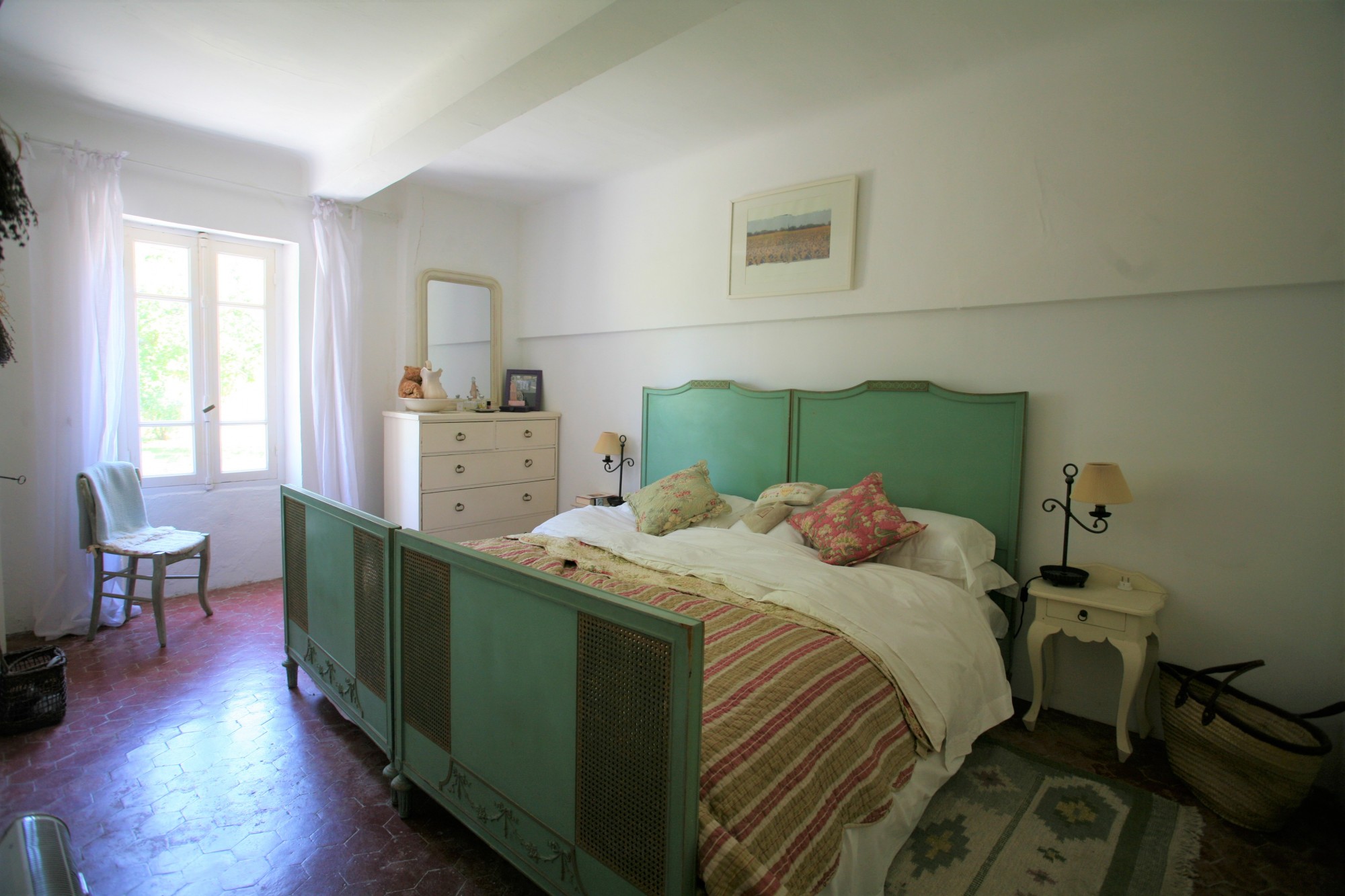 Villars en Provence, maison de hameau en location saisonnière    