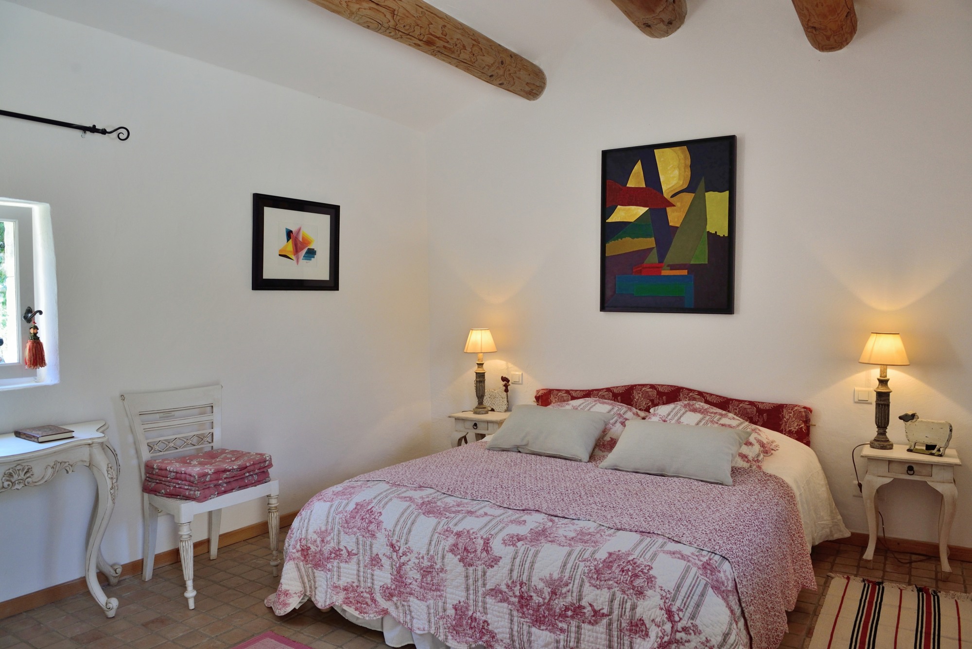 Location saisonnière en Luberon, bastide provençale avec piscine    