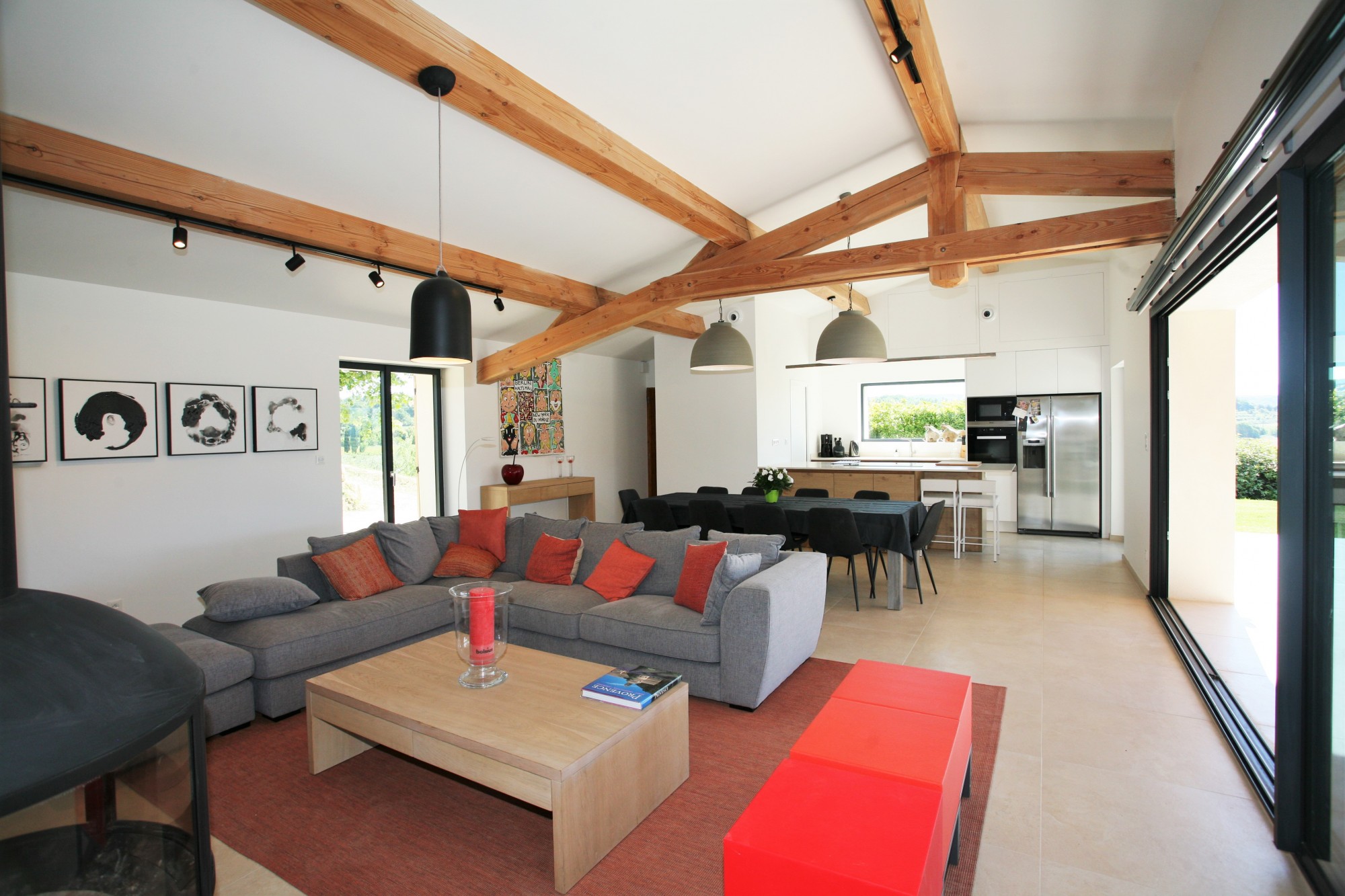 à Gordes, maison avec très belle vue sur le Luberon   