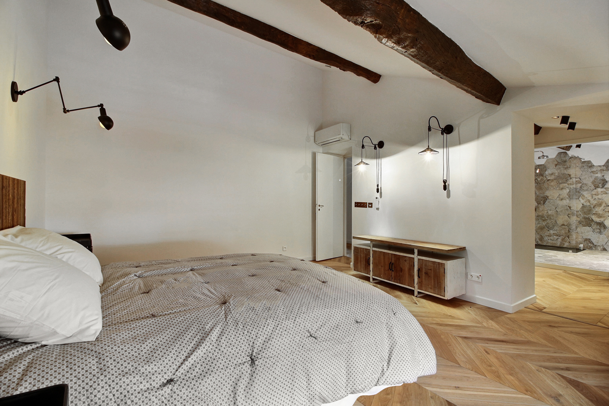 Location de prestige, superbe bâtisse rénovée avec goût comprenant 10 chambres   