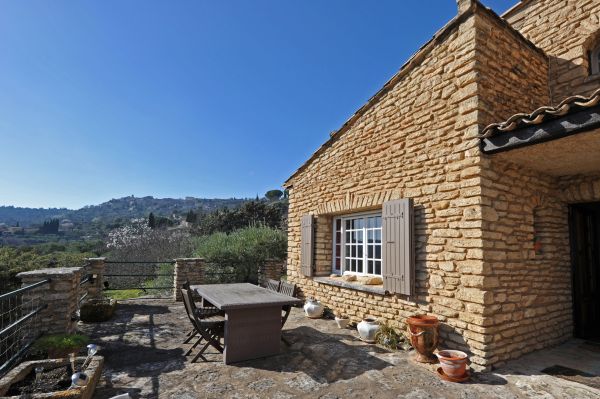 Notre zone d'activité pour ce service Location de maison de vacances typique en pierres en Provence